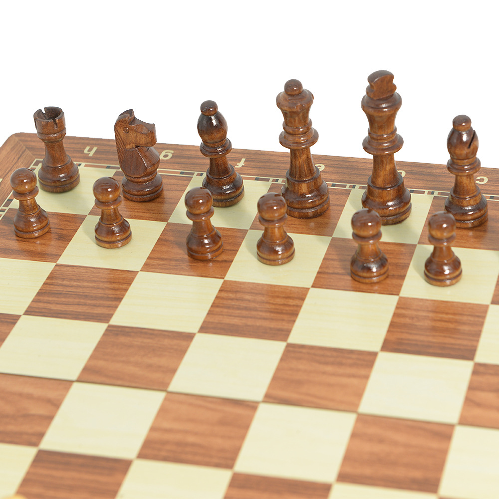 Magnetic Wooden Folding Chess  - Board Game Yearbook ulasan dan harga