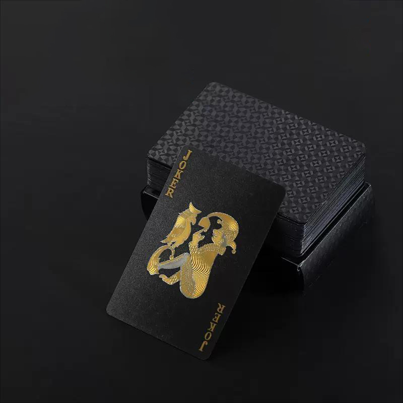 4 Pieces Plastic Poker Playing - Board Game Yearbook ulasan dan harga